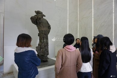 江油市李白纪念馆积极开展“弘扬雷锋精神”志愿服务月活动