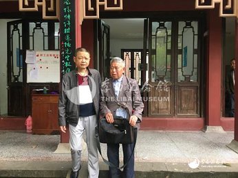 李白纪念馆员工拾到游客钱包归还失主